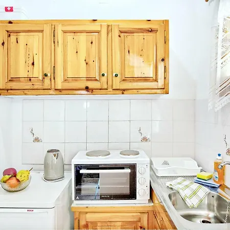 Danai * Agios Georgios Pagon