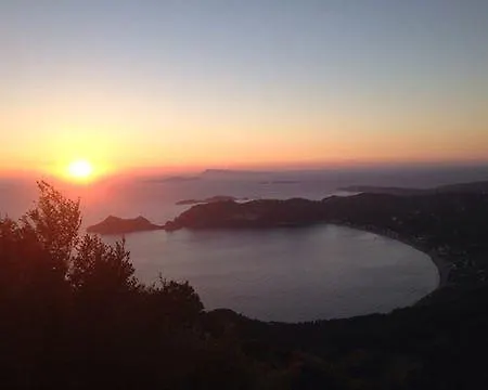 Danai * Agios Georgios Pagon